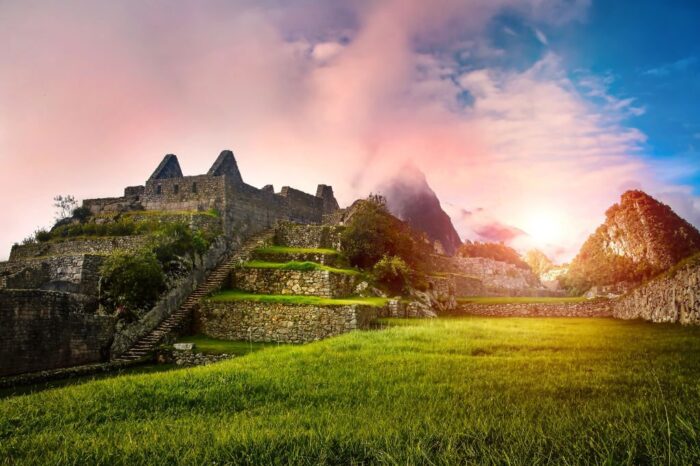 CUSCO, SACRED VALLEY & PUNO